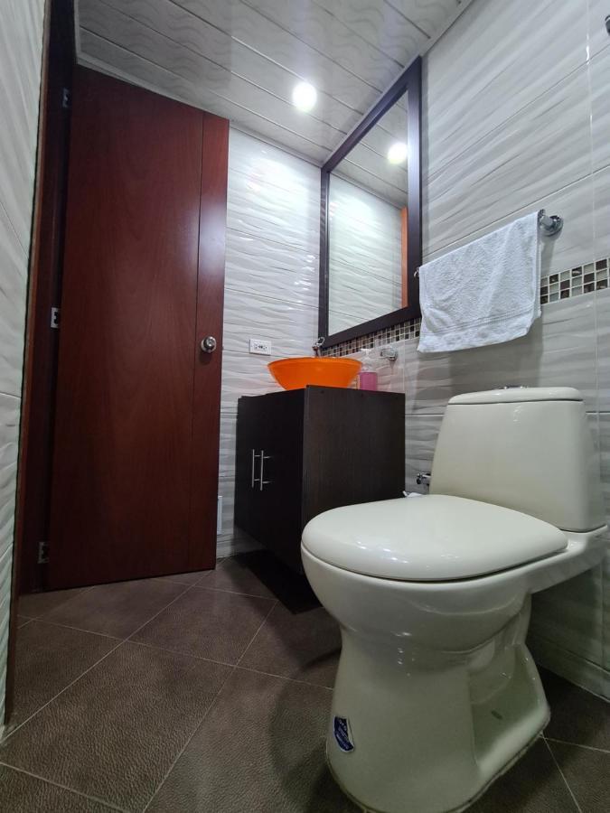 Hotel Casa Huesped Kiwi Богота Экстерьер фото